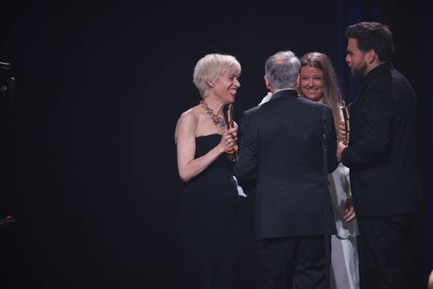 DEUTSCHER FILMPREIS 2026 - SHOW Nina und Katja Eichinger Laudatorinnen BERND EICHINGER PREIS bei der Verleihung DEUTSCHER FILMPREIS 2026 in Berlin *** GERMAN FILM AWARD 2026 SHOW Nina and Katja Eichinger present the BERND EICHINGER AWARD at the GERMAN FILM AWARD 2026 ceremony in Berlin Copyright: xEventpressxFuhrx