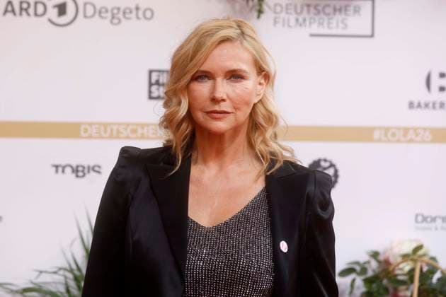 29.05.2026, Veronica Ferres, mit Abzeichen Hands protection Star of David, bei der Verleihung des Deutscher Filmpreis, 2026, Lola, in Berlin, Roter Teppich, *** 29 05 2026, Veronica Ferres, with badge Hands protection Star of David, at the award ceremony of the German Film Award, 2026, Lola, in Berlin, Red Carpet,