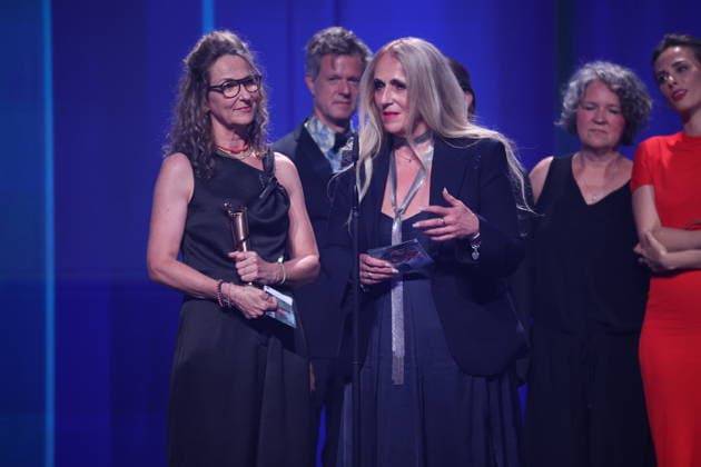 DEUTSCHER FILMPREIS 2026 - SHOW SIRI HUSTVEDT DANCE AROUND THE SELF Produktion: Irene Höfer âˆ™ Medea Film Factory, Dschoint Ventschr Filmproduktion, Regie: Sabine Lidl - BESTER DOKUMENTARFILM bei der Verleihung DEUTSCHER FILMPREIS 2026 in Berlin *** GERMAN FILM AWARD 2026 SHOW SIRI HUSTVEDT DANCE AROUND THE SELF Production Irene Höfer âˆ™ Medea Film Factory, Dschoint Ventschr Filmproduktion, Director Sabine Lidl BEST DOCUMENTARY FILM at the GERMAN FILM AWARD 2026 ceremony in Berlin Copyright: xEventpressxFuhrx