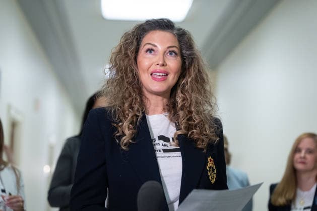 Lara Blume McGee, a victim of Jeffrey Epstein s sex trafficking ring, gives remarks to the media outside of a closed-door House Oversight Committee hearing in the Rayburn House Office Building near the U.S. Capitol in Washington, DC on Friday, May 29, 2026. Former Attorney General Pam Bondi is delivering closed testimony on the Department of Justice s handling of the Jeffrey Epstein files.  WAP20260529082 AARONxSCHWARTZ