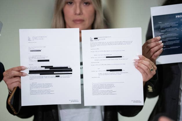 Survivors of Jeffrey Epstein s sex trafficking ring hold redacted documents from the Epstein files outside of a closed-door House Oversight Committee hearing in the Rayburn House Office Building near the U.S. Capitol in Washington, DC on Friday, May 29, 2026. Former Attorney General Pam Bondi is delivering closed testimony on the Department of Justice s handling of the Jeffrey Epstein files.  WAP20260529091 AARONxSCHWARTZ