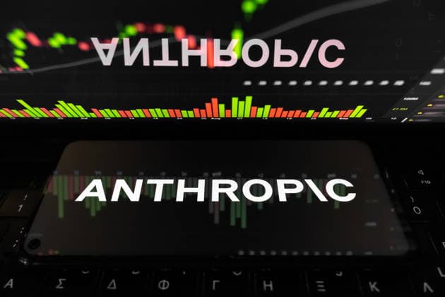 Anthropic The Anthropic logo appears on a smartphone screen, and a stock exchange curve chart displays as the background on a laptop computer screen in Athens, Greece, on May 29, 2026. Anthropic secures $65 billion in funding at a $965 billion post-money valuation in its latest funding round, potentially marking the AI startup s final private fundraising before entering public markets. Athens Greece  Copyright: xNikolasxKokovlisx originalFilename: kokovlis-notitle260529_nptuz.jpg