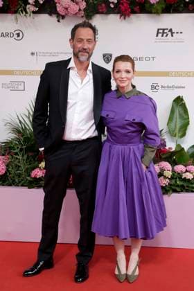 29.05.2026, Karoline Herfurth, Chris Doll, bei der Verleihung des Deutscher Filmpreis, 2026, Lola, in Berlin, Roter Teppich, *** 29 05 2026, Karoline Herfurth, Chris Doll, at the award ceremony of the German Film Award, 2026, Lola, in Berlin, Red Carpet,