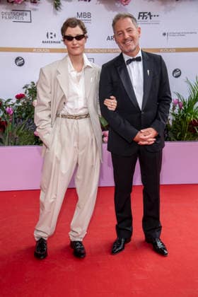 ABB FILMPREIS- Vicky Krieps und Florian Gallenberger zu Gast auf dem roten Teppich bei der Verleihung des Deutschen Filmpreis Lola 26 am Palais am Funkturm am 29.05.2026 in Berlin Berlin Deutschland *** ABB FILMPREIS Vicky Krieps and Florian Gallenberger as guests on the red carpet at the German Film Award Lola 26 ceremony at Palais am Funkturm on 29 05 2026 in Berlin Berlin Germany