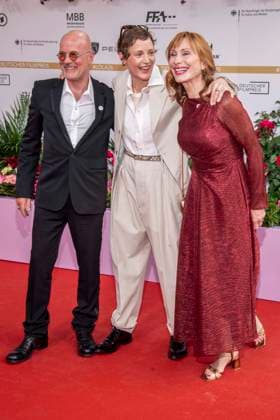 ABB FILMPREIS- Christian Berkel, Vicky Krieps und Andrea Sawatzki zu Gast auf dem roten Teppich bei der Verleihung des Deutschen Filmpreis Lola 26 am Palais am Funkturm am 29.05.2026 in Berlin Berlin Deutschland *** ABB FILMPREIS Christian Berkel, Vicky Krieps and Andrea Sawatzki as guests on the red carpet at the German Film Award Lola 26 ceremony at Palais am Funkturm on 29 05 2026 in Berlin Berlin Germany