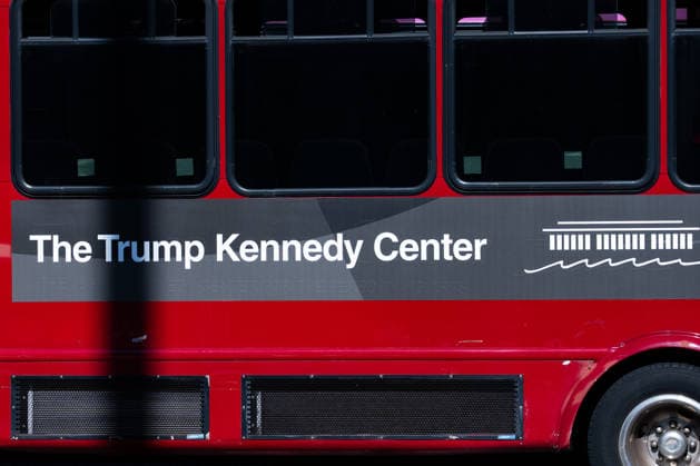 A Donald J. Trump and John F. Kennedy Center for the Performing Arts shuttle bus in Washington, DC on Friday, May 29, 2026. A federal judge ruled that President Trump overstepped his authority by renaming the Kennedy Center after himself, ordering Trump s name to be removed and reversing a decision to close the performing arts center for renovations.  WAP20260529146 AARONxSCHWARTZ