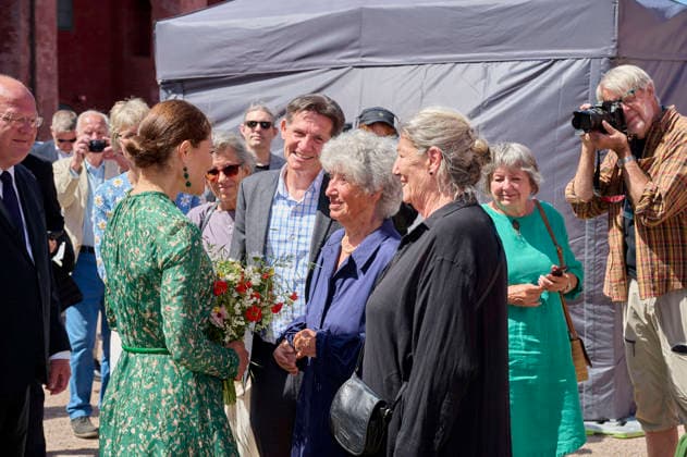 2026-05-29 LANDSKRONA SWEDEN Crown Princess Victoria of Sweden. Crown Princess Victoria opens the exhibition Escape in 1943. In the autumn of 1943, one of the largest rescue operations of the Holocaust took place when thousands of Danish Jews fled across the Sound to Sweden. With the help of fishermen, the resistance movement and civilians, the majority of Denmark s Jewish population was able to escape the Nazi deportations. PICTURE: Crownprincess Victoria and Birthe Trommer, is a Danish-American Holocaust survivor. PHOTO: Stefan Lindblom TT code 20116 Sweden x20116x *** 2026 05 29 LANDSKRONA SWEDEN Crown Princess Victoria of Sweden Crown Princess Victoria opens the exhibition Escape in 1943 In the autumn of 1943, one of the largest rescu  Copyright: xStefanxLindblom TTx Royal Swedish Family UZxyqRxOB_U