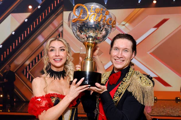 Sängerin Anna-Carina Woitschack und Tänzer Evgeny Vinokurov siegen im Finale der 19. Staffel der RTL-Tanzshow Lets Dance im Coloneum und sind Dancing Star 2026. Köln, 29.05.2026 NRW Deutschland *** Singer Anna Carina Woitschack and dancer Evgeny Vinokurov win the final of the 19th season of the RTL dance show Lets Dance at the Coloneum and are Dancing Star 2026 Cologne, 29 05 2026 NRW Germany Copyright: xChristophxHardtx