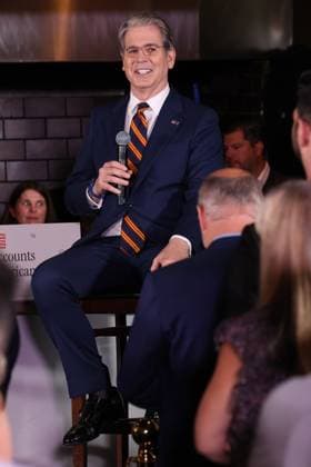 Thousand Oaks CA- May 29: Secretary of Treasury Scott Bessent at the Trump Accounts Tour om May 29, 2026 Credit: USA - ZUMAa123 20260529_zaa_a123_078 Copyright: xAdMediax