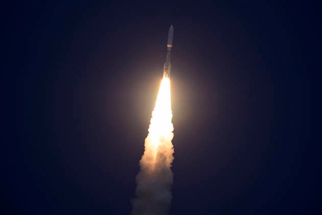 May 29, 2026, Cape Canaveral, Florida, USA: A United Launch Alliance (ULA) Atlas V rocket launches from Space Launch Complex-41 (SLC-41), Cape Canaveral Space Force Station, Florida, carrying 29 satellites for AmazonÃ¢â‚¬â ¢s Leo internet constellation on May 29, 2026 at 7:53 p.m. EDT. Cape Canaveral USA - ZUMAb268 20260529_znp_b268_013 Copyright: xJenniferxBriggsx