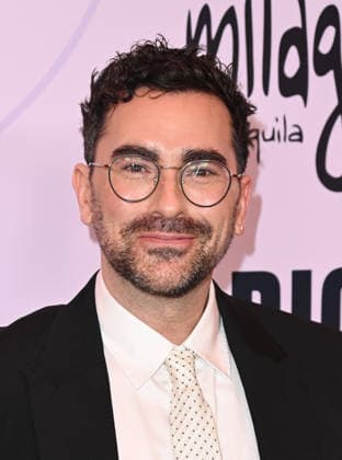 Critics Choice Association™s Annual Celebration of LGBTQ+ Cinema and TV Dan Levy arriving to The Critics Choice Association™s 3rd Annual Celebration of LGBTQ+ Cinema and Television held at the Four Seasons Hotel Los Angeles on May 29, 2026 in Los Angeles, CA. Los Angeles Four Seasons Hotel Los Angeles at Beverly Hills California USA Copyright: xLeexWattx xAFF-USA.COMx