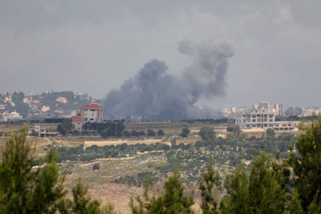 Israeli army continues air strikes on Lebanon s Nabatieh despite ceasefire NABATIEH, LEBANON - MAY 30: A view of smoke rising from the area following Israeli air strikes targeting the village of Yohmor and Mount Ali al-Tahir in Nabatieh Governorate, southern Lebanon, on May 30, 2026. The Israeli army continued to carry out air strikes on various towns in Nabatieh, violating the ceasefire agreement. Ramiz Dallah Anadolu Nabatieh Lebanon. Editorial use only. Please get in touch for any other usage.  Copyright: x2026xAnadoluxRamizxDallahx