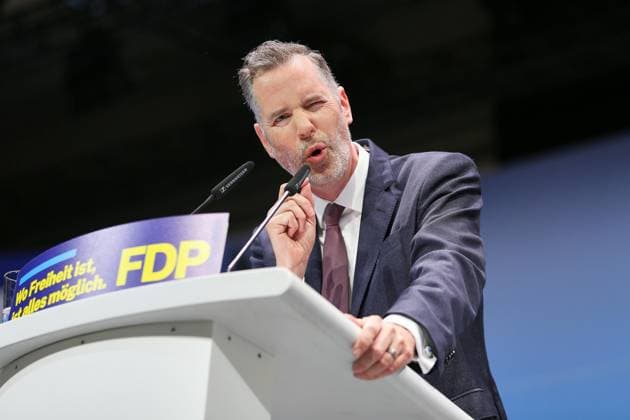 Berlin, Deutschland, 30.05.2026: Estrel: 77. Bundesparteitag der FDP: Christian Dürr, Noch-Parteichef, hält eine Rede *** Berlin, Germany, 30 05 2026 Estrel 77 Federal Party Conference of the FDP Christian Dürr, still party leader, gives a speech Copyright: xdtsxNachrichtenagenturx dts_121116