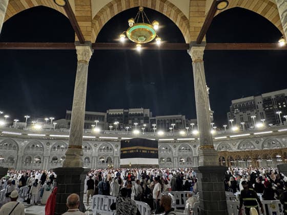 Muslim pilgrims perform farewell circumambulation, begin leaving Kaaba MECCA, SAUDI ARABIA - MAY 30: Muslim pilgrims perform the farewell circumambulation (Tawaf al-Wadaa) at the Kaaba before departing the holy city of Mecca, Saudi Arabia on May 30, 2026. Prior to this final ritual completing their Hajj pilgrimage, they fulfilled their duty of waqfah in Arafat and Muzdalifah on the eve of Eid al-Adha, proceeded to Jamarat to throw pebbles at the Akaba jamrah (the grand devil), and subsequently performed the visit circumambulation (Tawaf al-Ziyarah) and Sa i. Ali Atmaca Anadolu Mecca Saudi Arabia. Editorial use only. Please get in touch for any other usage.  Copyright: x2026xAnadoluxAlixAtmacax