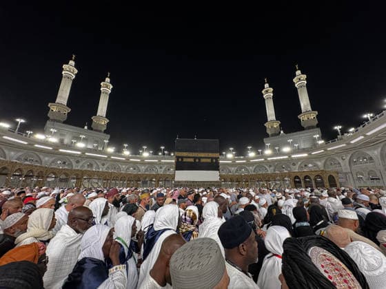 Muslim pilgrims perform farewell circumambulation, begin leaving Kaaba MECCA, SAUDI ARABIA - MAY 30: Muslim pilgrims perform the farewell circumambulation (Tawaf al-Wadaa) at the Kaaba before departing the holy city of Mecca, Saudi Arabia on May 30, 2026. Prior to this final ritual completing their Hajj pilgrimage, they fulfilled their duty of waqfah in Arafat and Muzdalifah on the eve of Eid al-Adha, proceeded to Jamarat to throw pebbles at the Akaba jamrah (the grand devil), and subsequently performed the visit circumambulation (Tawaf al-Ziyarah) and Sa i. Ali Atmaca Anadolu Mecca Saudi Arabia. Editorial use only. Please get in touch for any other usage.  Copyright: x2026xAnadoluxAlixAtmacax
