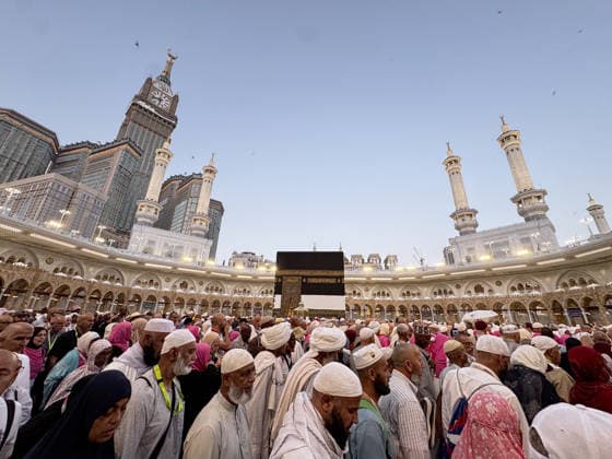 Muslim pilgrims perform farewell circumambulation, begin leaving Kaaba MECCA, SAUDI ARABIA - MAY 30: Muslim pilgrims perform the farewell circumambulation (Tawaf al-Wadaa) at the Kaaba before departing the holy city of Mecca, Saudi Arabia on May 30, 2026. Prior to this final ritual completing their Hajj pilgrimage, they fulfilled their duty of waqfah in Arafat and Muzdalifah on the eve of Eid al-Adha, proceeded to Jamarat to throw pebbles at the Akaba jamrah (the grand devil), and subsequently performed the visit circumambulation (Tawaf al-Ziyarah) and Sa i. Ali Atmaca Anadolu Mecca Saudi Arabia. Editorial use only. Please get in touch for any other usage.  Copyright: x2026xAnadoluxAlixAtmacax