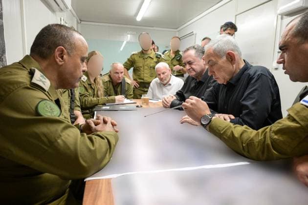 Netanyahu Visits Israeli Forces on Northern Border Israeli Prime Minister Benjamin Netanyahu visits the 36th Division along Israel’s northern border, accompanied by Israeli Defense Minister Israel Katz and Deputy Chief of Staff Maj. Gen. Tamir Yadai, on May 30, 2026. Netanyahu and Katz received briefings from Northern Command chief Maj. Gen. Rafi Milo and 36th Division commander Brig. Gen. Yiftach Norkin on military activities in Lebanon and met with field brigade commanders. Photo by Israeli Prime Minister Office apaimages Israel’s northern border Israel’s northern border Palestinian Territory 300526_Jerusalem_IPMO_00(2) Copyright: xapaimagesxIsraelixPrimexMinisterxOfficex xapaimagesx
