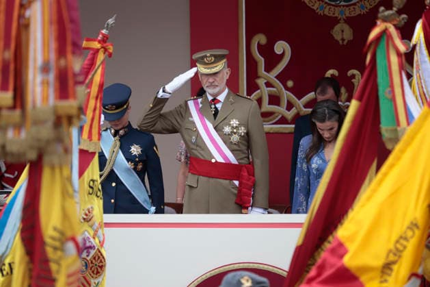 King Felipe VI and Queen Letizia and Princess Leonor during the central commemorative act of the Armed Forces Day, on May 30, 2026, in Vigo, Pontevedra, Galicia Spain The civil and military parade has gathered motorcycles, groups on foot at a pace of 124 steps per minute , In total, almost 3,300 members of the Royal Guard, the Army, the Navy, the Air and Space Army, the Civil Guard and the Military Emergency Unit took part in the event 30 MAY 2026 Adriá Vigo, Pontevedra, Galicia Vigo, Pontevedra, Galicia Spain Copyright: xAdrianxIragox 7560161