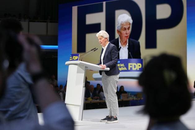 Berlin, Deutschland, 30.05.2026: Estrel: 77. Bundesparteitag der FDP: Marie-Agnes Strack-Zimmermann hält eine Rede und bewirbt sich für den Parteivorsitz *** Berlin, Germany, 30 05 2026 Estrel 77 Federal Party Conference of the FDP Marie Agnes Strack Zimmermann gives a speech and applies for the party chairmanship Copyright: xdtsxNachrichtenagenturx dts_121169