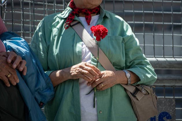 May 30, 2026, Istanbul, Istanbul, Turkey: Relatives of victims of enforced disappearances gather during the 1105th weekly vigil of the Saturday Mothers at Galatasaray Square in Istanbul, Turkey, on May 30, 2026. Families spent another holiday searching for answers about their missing loved ones and demanding truth, justice, and accountability. During a press statement, participants asked authorities to clarify the fate and whereabouts of those who disappeared in custody and reiterated their call for an end to impunity. The Saturday Mothers have continued their peaceful struggle for decades to uncover the fate of forcibly disappeared individuals in Turkey. Istanbul Turkey - ZUMAt171 20260530_zip_t171_023 Copyright: xAbdullahxTepelix