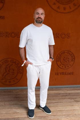 French Open - VIPs Pose At The Village LZ Kyan Khojandi attends the 2026 French Open at Roland Garros on May 30, 2026 in Paris, France. Photo by Laurent Zabulon ABACAPRESS.COM Paris  Copyright: xZabulonxLaurent ABACAx