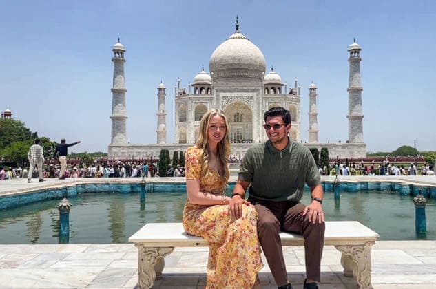 Entertainment Bilder des Tages RECORD DATE NOT STATED Daughter of US President Donald Trump, Tiffany Trump with her husband visits the Taj Mahal Agra, May 30 (ANI): Daughter of US President Donald Trump, Tiffany Trump with her husband visits the Taj Mahal, in Agra on Saturday. (ANI Video Grab) Agra Uttar Pradesh India Copyright: xANIx ANI_20260530060