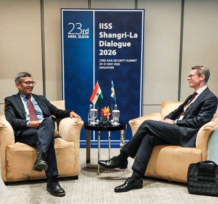 RECORD DATE NOT STATED Defence Secretary Rajesh Kumar Singh meets State Secretary to the Minister of Defence, Sweden, Peter Sandwall on the sidelines of Shangri-La Dialogue 2026 Singapore, May 30 (ANI): Defence Secretary Rajesh Kumar Singh meets State Secretary to the Minister of Defence, Sweden, Peter Sandwall on the sidelines of Shangri-La Dialogue 2026, inSingapore on Saturday. (@SpokespersonMoD X ANI Photo) Singapore Singapore Copyright: xANIx ANI_20260530285