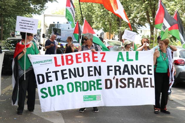 Demonstration for Ali’s release in Paris PARIS, FRANCE - MAY 30: Demonstrators, holding banners and flags, take part in a march in support of Ali, a Palestinian refugee detained in France for two years, calling for his release and an end to what they denounce as repression targeting Palestinian refugees, in Paris, France, on May 30, 2026. Umit Donmez Anadolu Paris France. Editorial use only. Please get in touch for any other usage.  Copyright: x2026xAnadoluxUmitxDonmezx