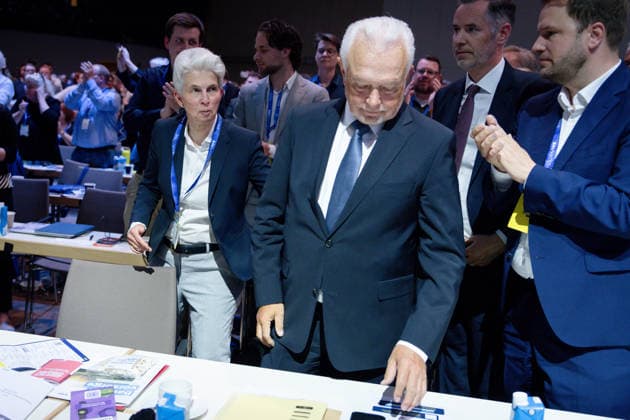 77. Ordentlicher Bundesparteitag, FDP, Berlin Berlin, FDP, 77. Ordentlicher Bundesparteitag, Freie Demokraten, Estrel, Bundesvorsitzender, Wolfgang Kubicki, Christian Dürr Berlin Berlin GER *** 77 Ordinary Federal Party Conference, FDP, Berlin Berlin, FDP, 77 Ordinary Federal Party Conference, Free Democrats, Estrel, Federal Chairman, Wolfgang Kubicki, Christian Dürr Berlin Berlin GER