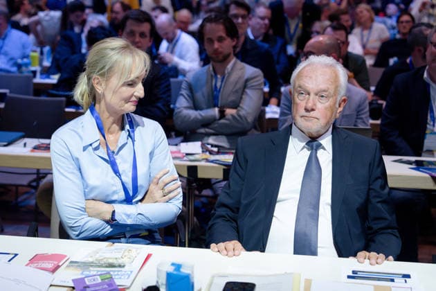 77. Ordentlicher Bundesparteitag, FDP, Berlin Berlin, FDP, 77. Ordentlicher Bundesparteitag, Freie Demokraten, Estrel, Bundesvorsitzender, Wolfgang Kubicki, Annette Marberth-Kubicki Berlin Berlin GER *** 77 Ordinary Federal Party Conference, FDP, Berlin Berlin, FDP, 77 Ordinary Federal Party Conference, Free Democrats, Estrel, Federal Chairman, Wolfgang Kubicki, Annette Marberth Kubicki Berlin Berlin GER