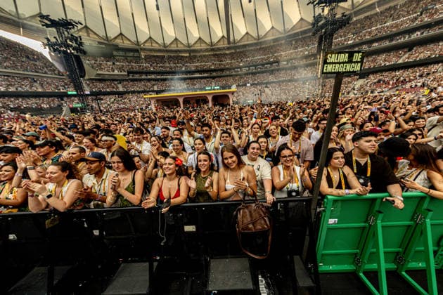 Bad Bunny performs at the Metropolitano Madrid Hundreds of people during a concert by singer Bad Bunny, at the Riyadh Air Metropolitano, on May 30, 2026, in Madrid Spain The Puerto Rican artist will perform ten concerts in the capital between May 30 and June 15 as part of his DeBÍ TiRAR MáS FOToS World Tour 30 MAY 2026 CONCERT MUSIC PUERTO RICO PUERTO RICO PUERTORRIQUEÑO SINGER DTMF TOUR WORLD TOUR Madrid Madrid Madrid Espana  Copyright: xRicardoxRubiox 7561197
