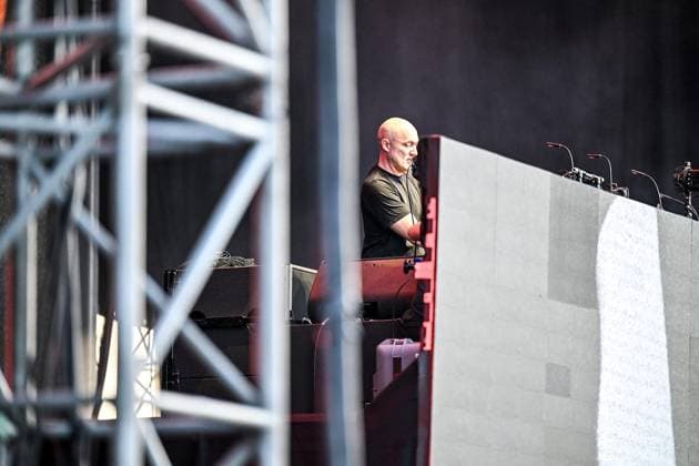 Konzert von Paul Kalkbrenner in Mönchengladbach ** NUR FÜR REDAKTIONELLE ZWECKE ** EDITORIAL USE ONLY **<p>Gut 9400 Menschen feiern am Samstag, 30. Mai 2026 beim DJ-Set von Paul Kalkbrenner im Sparkassenpark in Mönchengladbach. Deutschland NRW Mönchengladbach Copyright: VladimirxWegener *** Concert by Paul Kalkbrenner in Mönchengladbach FOR EDITORIAL PURPOSES ONLY EDITORIAL USE ONLY p A good 9400 people celebrate on Saturday, May 30, 2026 during Paul Kalkbrenners DJ set at Sparkassenpark in Mönchengladbach Germany NRW Mönchengladbach Copyright VladimirxWegener Copyright: VladimirxWegener doc862qs0z8hu0103wv0b38 ,EDITORIAL USE ONLY