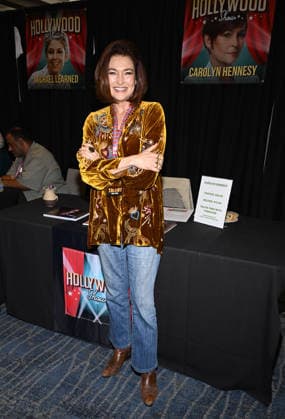 Hollywood Show - Los Angeles 2026 Carolyn Hennesy at the summer 2026 Hollywood Show held at the Marriott Burbank Airport Hotel on May 30 2026 in Burbank, CA. Burbank Los Angeles Marriott Burbank Airport Hotel California USA Copyright: xLisaxOConnorx xAFF-USA.comx
