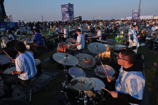 Drummers seek the Guinness World Record with more than 400 drums playing simultaneously in Buenos Aires BUENOS AIRES, ARGENTINA - MAY 30: More than 400 drummers perform simultaneously during the new edition of the Baterias a la Plaza festival at Parque Arroyo Vega in Buenos Aires, Argentina, on May 30, 2026. The event gathered musicians from across the country to share a unique open-air musical experience alongside influential figures of the Argentine drumming scene, as participants played synchronized patterns to create a collective soundscape. Luciano Gonzalez Anadolu Buenos Aires Argentina. Editorial use only. Please get in touch for any other usage.  Copyright: x2026xAnadoluxLucianoxGonzalezx