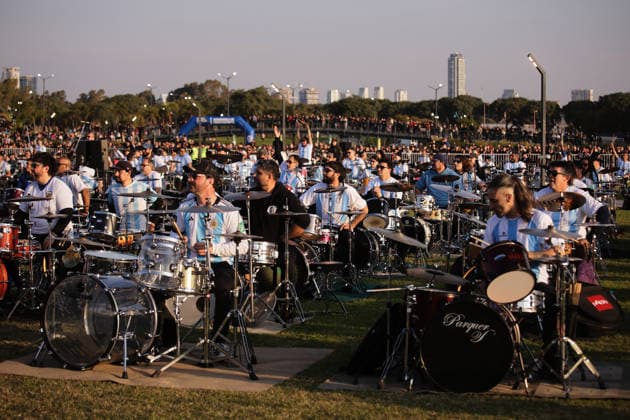 Drummers seek the Guinness World Record with more than 400 drums playing simultaneously in Buenos Aires BUENOS AIRES, ARGENTINA - MAY 30: More than 400 drummers perform simultaneously during the new edition of the Baterias a la Plaza festival at Parque Arroyo Vega in Buenos Aires, Argentina, on May 30, 2026. The event gathered musicians from across the country to share a unique open-air musical experience alongside influential figures of the Argentine drumming scene, as participants played synchronized patterns to create a collective soundscape. Luciano Gonzalez Anadolu Buenos Aires Argentina. Editorial use only. Please get in touch for any other usage.  Copyright: x2026xAnadoluxLucianoxGonzalezx