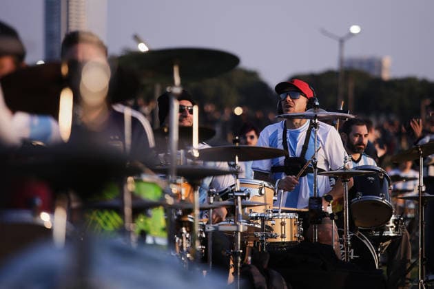 Drummers seek the Guinness World Record with more than 400 drums playing simultaneously in Buenos Aires BUENOS AIRES, ARGENTINA - MAY 30: More than 400 drummers perform simultaneously during the new edition of the Baterias a la Plaza festival at Parque Arroyo Vega in Buenos Aires, Argentina, on May 30, 2026. The event gathered musicians from across the country to share a unique open-air musical experience alongside influential figures of the Argentine drumming scene, as participants played synchronized patterns to create a collective soundscape. Luciano Gonzalez Anadolu Buenos Aires Argentina. Editorial use only. Please get in touch for any other usage.  Copyright: x2026xAnadoluxLucianoxGonzalezx