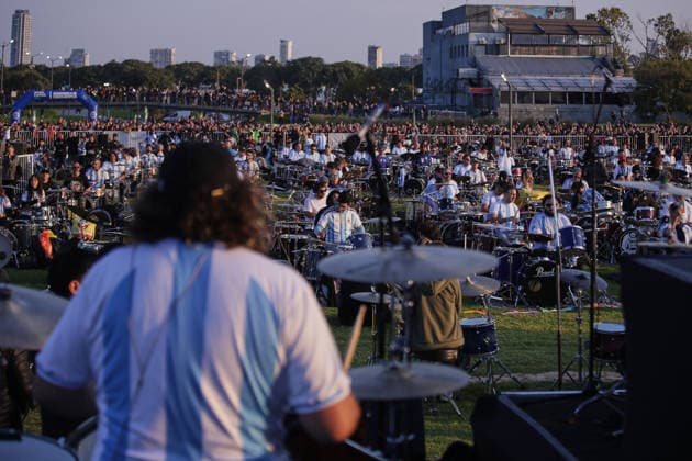 Drummers seek the Guinness World Record with more than 400 drums playing simultaneously in Buenos Aires BUENOS AIRES, ARGENTINA - MAY 30: More than 400 drummers perform simultaneously during the new edition of the Baterias a la Plaza festival at Parque Arroyo Vega in Buenos Aires, Argentina, on May 30, 2026. The event gathered musicians from across the country to share a unique open-air musical experience alongside influential figures of the Argentine drumming scene, as participants played synchronized patterns to create a collective soundscape. Luciano Gonzalez Anadolu Buenos Aires Argentina. Editorial use only. Please get in touch for any other usage.  Copyright: x2026xAnadoluxLucianoxGonzalezx