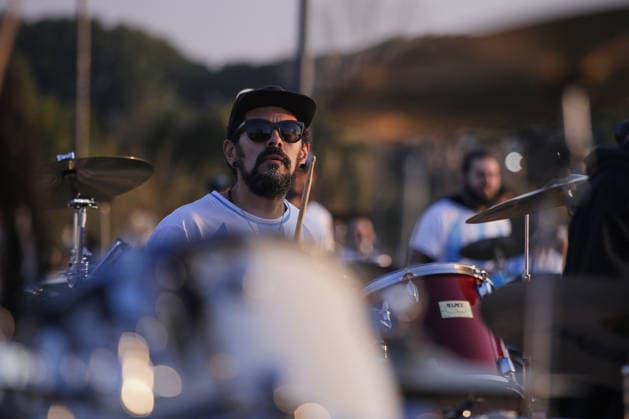 Drummers seek the Guinness World Record with more than 400 drums playing simultaneously in Buenos Aires BUENOS AIRES, ARGENTINA - MAY 30: More than 400 drummers perform simultaneously during the new edition of the Baterias a la Plaza festival at Parque Arroyo Vega in Buenos Aires, Argentina, on May 30, 2026. The event gathered musicians from across the country to share a unique open-air musical experience alongside influential figures of the Argentine drumming scene, as participants played synchronized patterns to create a collective soundscape. Luciano Gonzalez Anadolu Buenos Aires Argentina. Editorial use only. Please get in touch for any other usage.  Copyright: x2026xAnadoluxLucianoxGonzalezx