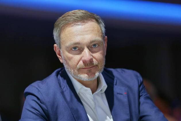 Berlin, Deutschland, 30.05.2026: Estrel: 77. Bundesparteitag der FDP: Christian Lindner schaut genervt *** Berlin, Germany, 30 05 2026 Estrel 77 FDP Federal Party Conference Christian Lindner looks annoyed Copyright: xdtsxNachrichtenagenturx dts_121141