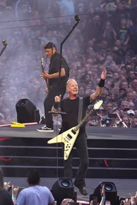 30.05.2026, Metallica im Konzert live im Olympiastadion, Berlin, Sänger und Gitarrist James Hetfield, Kirk Hammet, Lars Ulrich, Robert Trujilo, Berlin *** 30 05 2026, Metallica in concert live at the Olympiastadion, Berlin, singer and guitarist James Hetfield, Kirk Hammet, Lars Ulrich, Robert Trujilo, Berlin