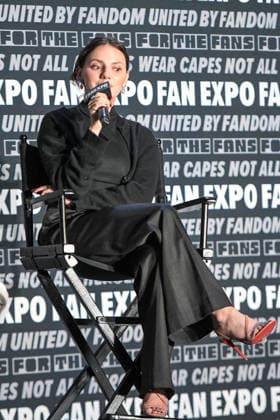 May 30, 2026, Philadelphia, Pennsylvania, United States: Actor DAFNE KEEN, known for her portrayal of Laura in the X-Men films Logan and Deadpool & Wolverine. participates in a fan Q&A the Philadelphia FanExpo held at the Philadelphia Convention Center in downtown Philadelphia PA Philadelphia United States - ZUMArf1_ 20260530_zaf_rf1_044 Copyright: xRickyxFitchettx