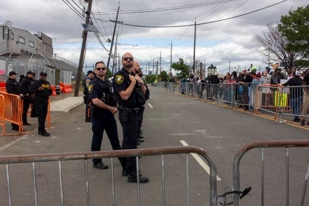 May 30, 2026, Newark, New Jersey, USA: Doremus Avenue, a remote industrial area in Newark which includes the U.S. Immigration and Customs Enforcement s Delaney Hall. GEO Group, a private prison operator, manages the federal immigration detention center for ICE, who have been confronting protests day and night. Newark USA - ZUMAm57_ 20260530_zaf_m57_033 Copyright: xJohnxMarshallxMantelx