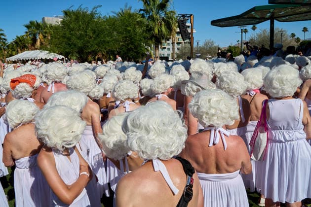 May 30, 2026, Palm Springs, California, USA: Thousands of people and more than 1,000 participants dressed as Marilyn Monroe gather in downtown Palm Springs, California, during an event celebrating the 100th anniversary of Monroe s birth on May 30, 2026. Organizers announced that 1,034 participants took part, surpassing the previous Guinness World Record for the largest gathering of people dressed as Marilyn Monroe. The event was held near the city s iconic 26-foot-tall Marilyn Monroe statue and attracted visitors from across the United States and beyond. Palm Springs USA - ZUMAi11_ 20260530_aap_i11_015 Copyright: xIanxL.xSitrenx