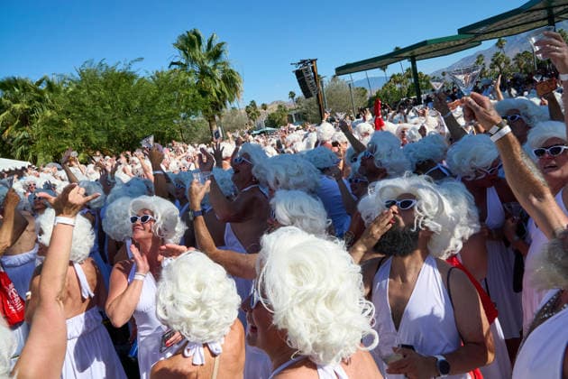 May 30, 2026, Palm Springs, California, USA: Thousands of people and more than 1,000 participants dressed as Marilyn Monroe gather in downtown Palm Springs, California, during an event celebrating the 100th anniversary of Monroe s birth on May 30, 2026. Organizers announced that 1,034 participants took part, surpassing the previous Guinness World Record for the largest gathering of people dressed as Marilyn Monroe. The event was held near the city s iconic 26-foot-tall Marilyn Monroe statue and attracted visitors from across the United States and beyond. Palm Springs USA - ZUMAi11_ 20260530_aap_i11_014 Copyright: xIanxL.xSitrenx