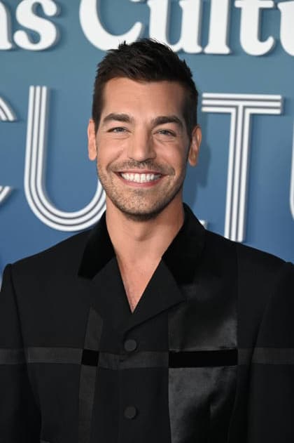 5th Annual Las Culturistas Culture Awards Los Angeles California - May 30: Matt Rogers at the 5th Annual Las Culturistas Culture Awards on May 30, 2026 Credit: Michael Mattes AdMedia EDITORIAL USE ONLY  Copyright: xx AdMediax admphotostwo993557