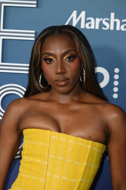 5th Annual Las Culturistas Culture Awards Los Angeles California - May 30:Ziwe at the 5th Annual Las Culturistas Culture Awards on May 30, 2026 Credit: Michael Mattes AdMedia EDITORIAL USE ONLY  Copyright: xx AdMediax admphotostwo993668