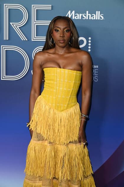 5th Annual Las Culturistas Culture Awards Los Angeles California - May 30:Ziwe at the 5th Annual Las Culturistas Culture Awards on May 30, 2026 Credit: Michael Mattes AdMedia EDITORIAL USE ONLY  Copyright: xx AdMediax admphotostwo993773