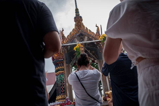 Vesak Day celebration in Malaysia SELANGOR, MALAYSIA - MAY 31: Buddhist devotees gathered at Wat Chetawan to perform a religious ceremony in conjunction with the Vesak Day Celebration in Selangor, Malaysia on May 31, 2026. Syaiful Redzuan Anadolu Selangor Malaysia. Editorial use only. Please get in touch for any other usage.  Copyright: x2026xAnadoluxSyaifulxRedzuanx