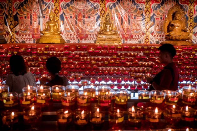 Vesak Day celebration in Malaysia SELANGOR, MALAYSIA - MAY 31: Buddhist devotees gathered at Wat Chetawan to perform a religious ceremony in conjunction with the Vesak Day Celebration in Selangor, Malaysia on May 31, 2026. Syaiful Redzuan Anadolu Selangor Malaysia. Editorial use only. Please get in touch for any other usage.  Copyright: x2026xAnadoluxSyaifulxRedzuanx