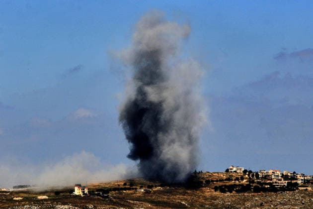 May 31, 2026, Kfar Tebniet, Kfar Tebniet, Lebanon: Smoke billows of Israeli air strikes on the southern Lebanese village of Kfar Tebniet. Israeli forces, led by the Golani Brigade, captured and flew an Israeli flag over the historic Beaufort Castle (Qalaat al-Shaqif) in southern Lebanon. The strategic hilltop fortress, which commands sweeping views of the region, was secured following intense fighting and airstrikes as Israel expanded its ground operations across the Litani river. Israeli Defense Minister Israel Katz said the army had seized the medieval fortress of Beaufort, in southern Lebanon, where it has expanded its operations against the pro-Iranian Hezbollah. Kfar Tebniet Lebanon  - ZUMAn313 20260531_zip_n313_008 Copyright: xMarwanxNaamanix
